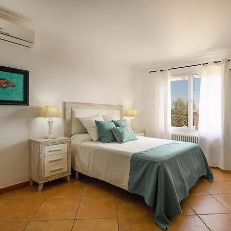 Villa Rafael Sant Lluís