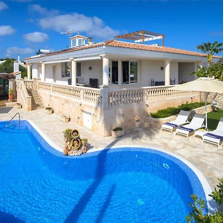 Rafael Villa Sant Lluís