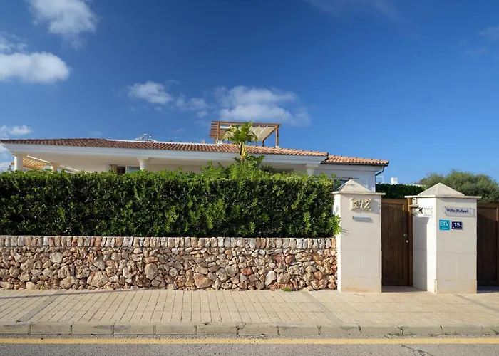 Villa Rafael Sant Lluís